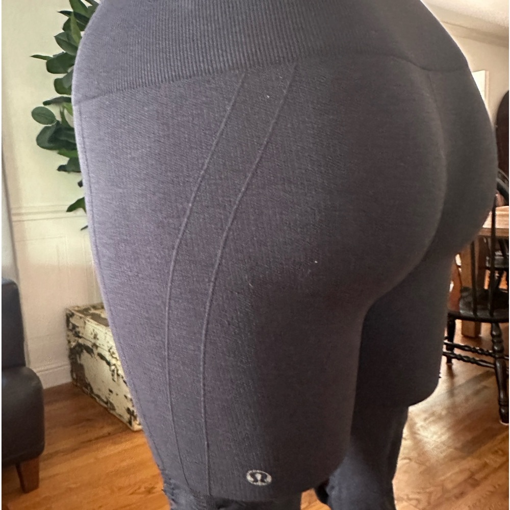 Lululemon q5 Charcoal Seemless Compression Leggings Size 6
